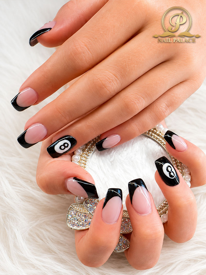Nail Palace 